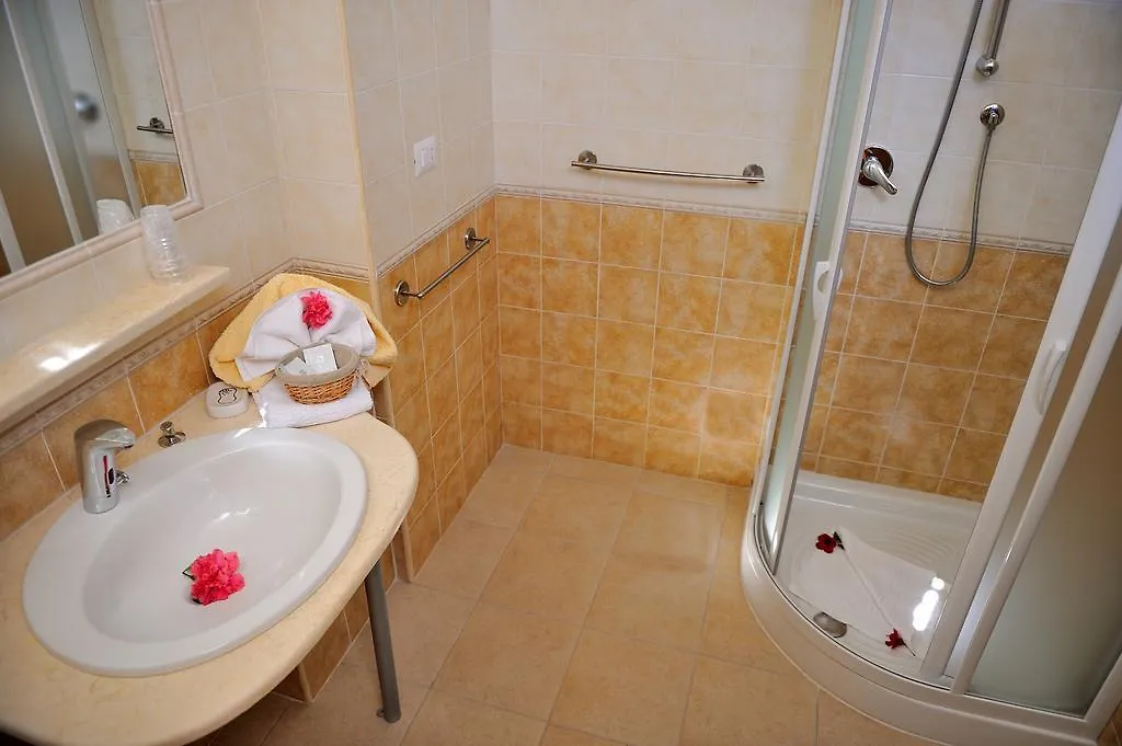 Hotel Hr Costa Rei Muravera 3*,